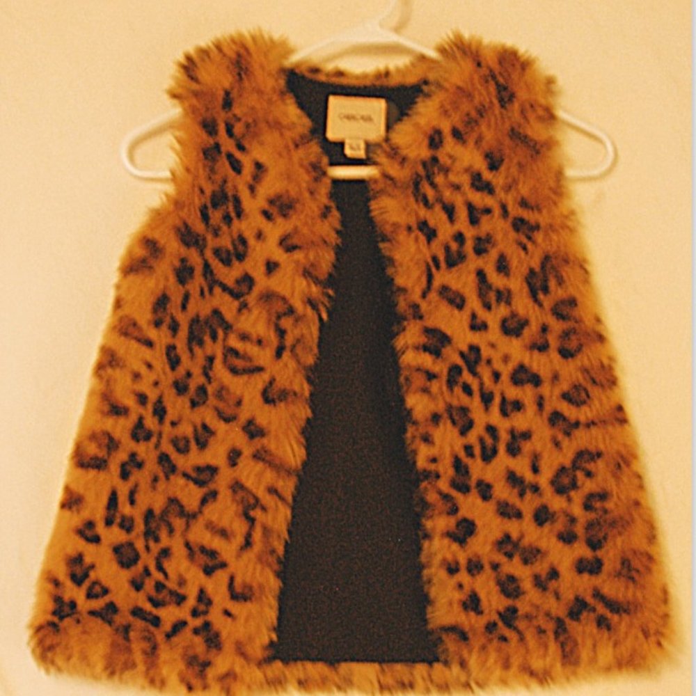 Cherokee Girls Fur Vest Size Youth Medium